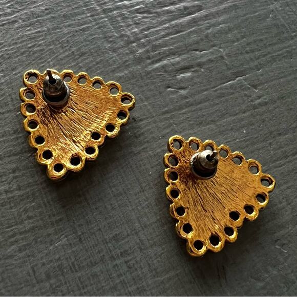 Vintage Gold Tone Purple Gemstone Earrings - Picture 3 of 5